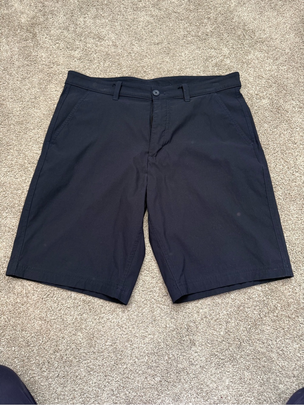 NWOT - Men’s Eddie Bauer Casual Shorts - Navy 34